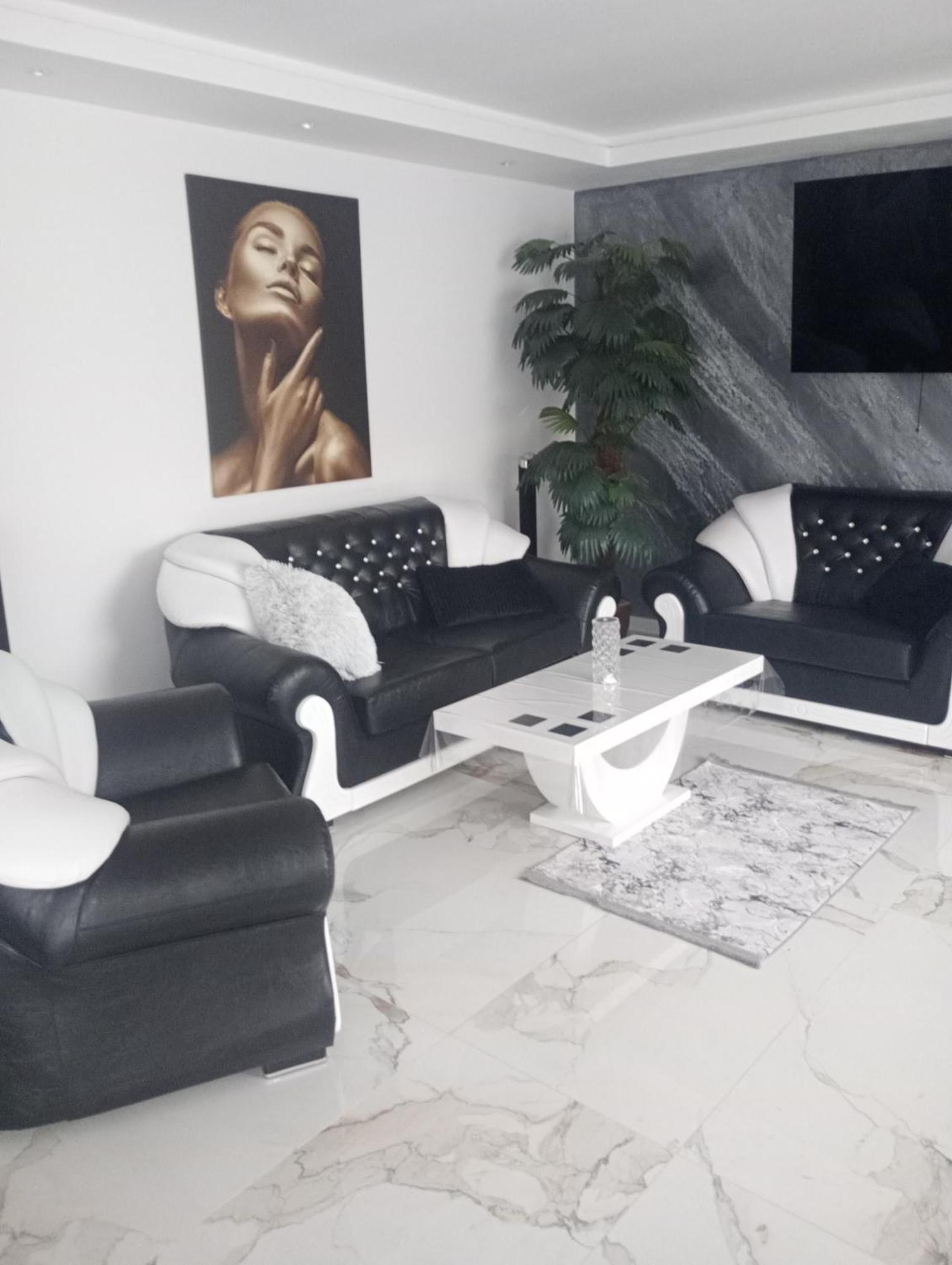 Izabella Guest House Săcele エクステリア 写真