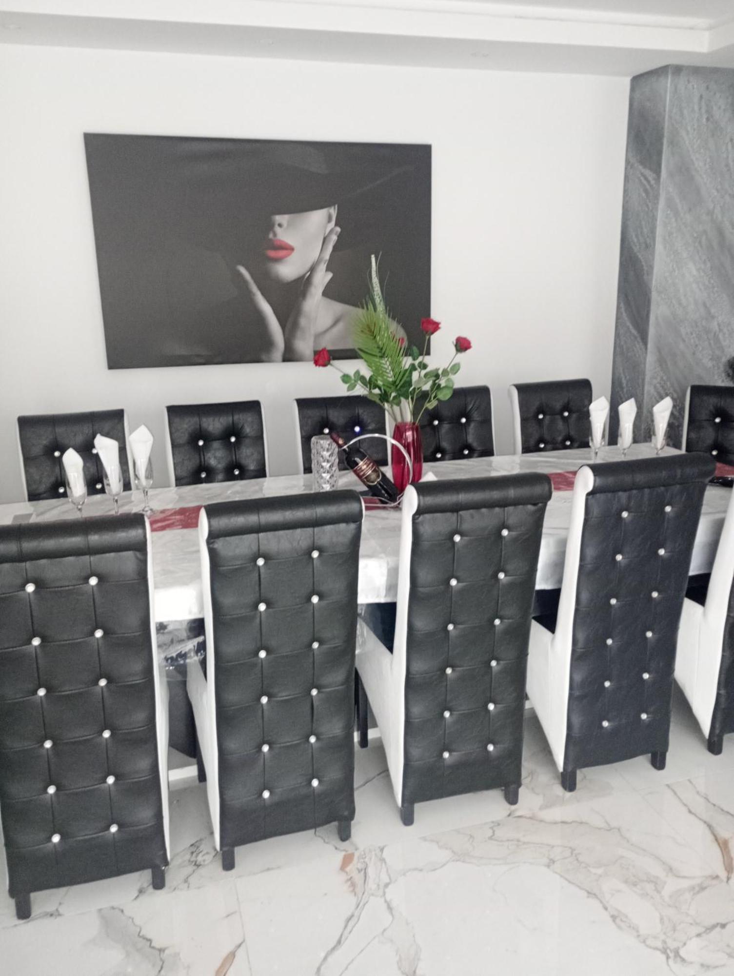 Izabella Guest House Săcele エクステリア 写真